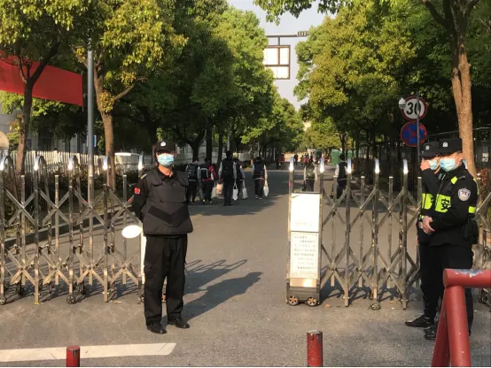 现场直击 | 浙江高三初三开学啦!有个家长激动地说…-第20张图片-四季读书网 现场直击 | 浙江高三初三开学啦!有个家长激动地说…-第20张图片-四季读书网