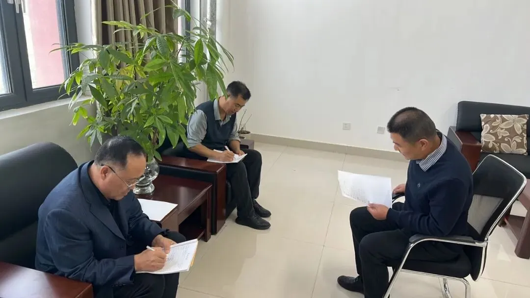 集体智慧,共促教研——成功高考五校开展常态化学科教研活动-第7张图片-四季读书网