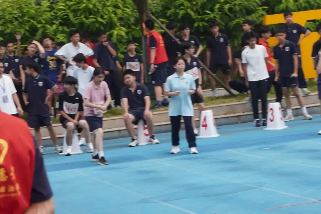 更高的梦想 加速的初三——长外第26届运动会C2415班掠影-第13张图片-四季读书网 更高的梦想 加速的初三——长外第26届运动会C2415班掠影-第13张图片-四季读书网