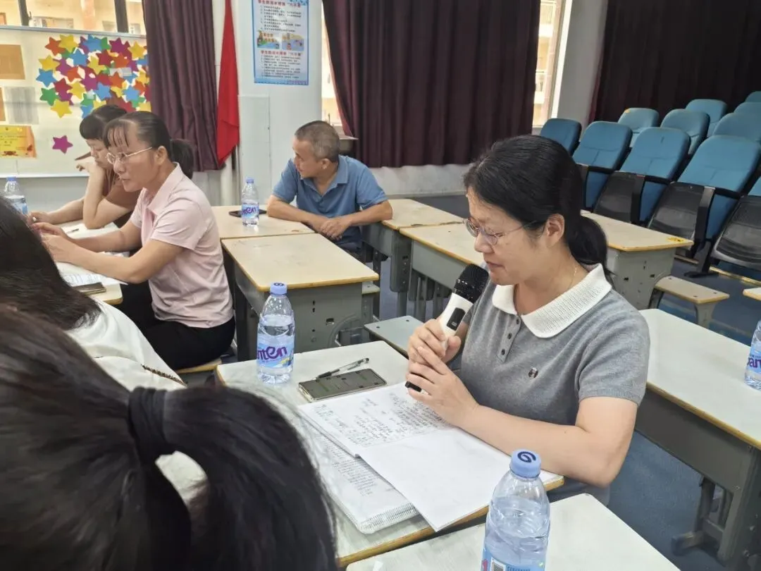 德法润心,中考同行——兴宁市2026年中考道德与法治备考研讨会在华侨中学圆满举行-第20张图片-四季读书网
