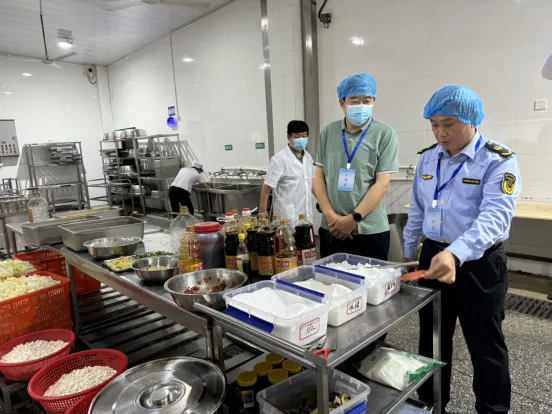 【经开动态】全程护航“高考季” 奋力答好“食安卷”-第15张图片-四季读书网