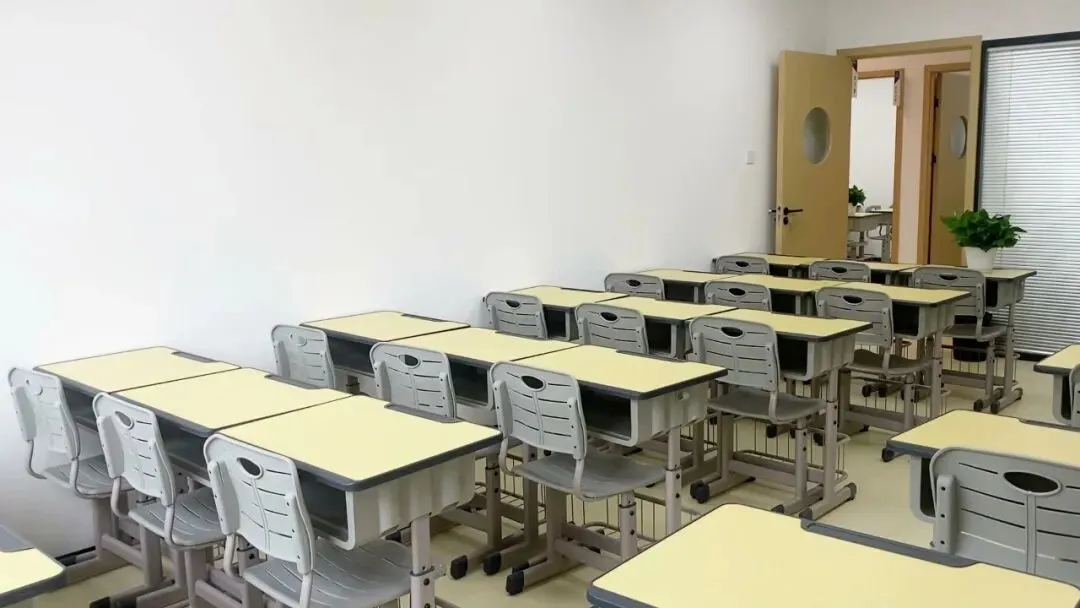 成都初三衔接班:中考后先碰高一新课,还是先补初中欠账?-第4张图片-四季读书网