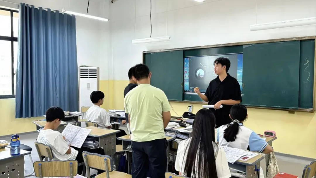 百问百答教育初三全封闭冲刺集训正在预约!国庆期间可来校参观报名-第2张图片-四季读书网 百问百答教育初三全封闭冲刺集训正在预约!国庆期间可来校参观报名-第2张图片-四季读书网