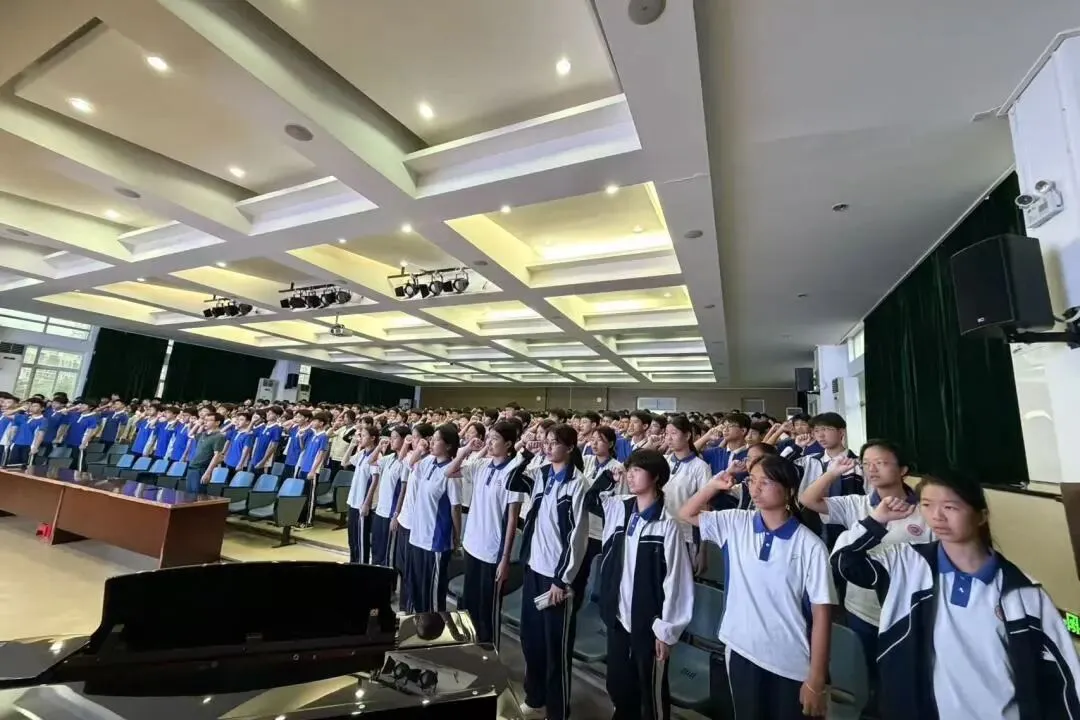 初三少年,步履不停|910班成长记(一)-第21张图片-四季读书网