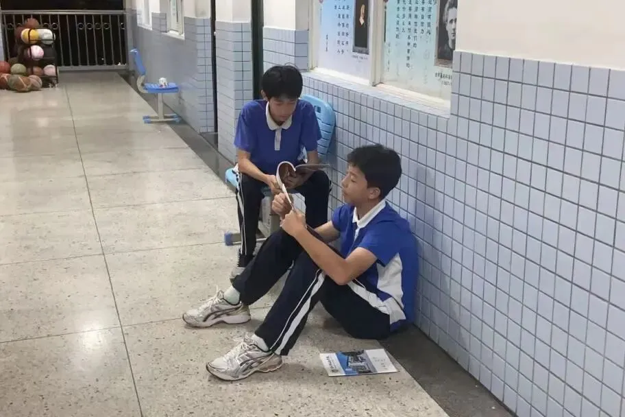 初三少年,步履不停|910班成长记(一)-第42张图片-四季读书网