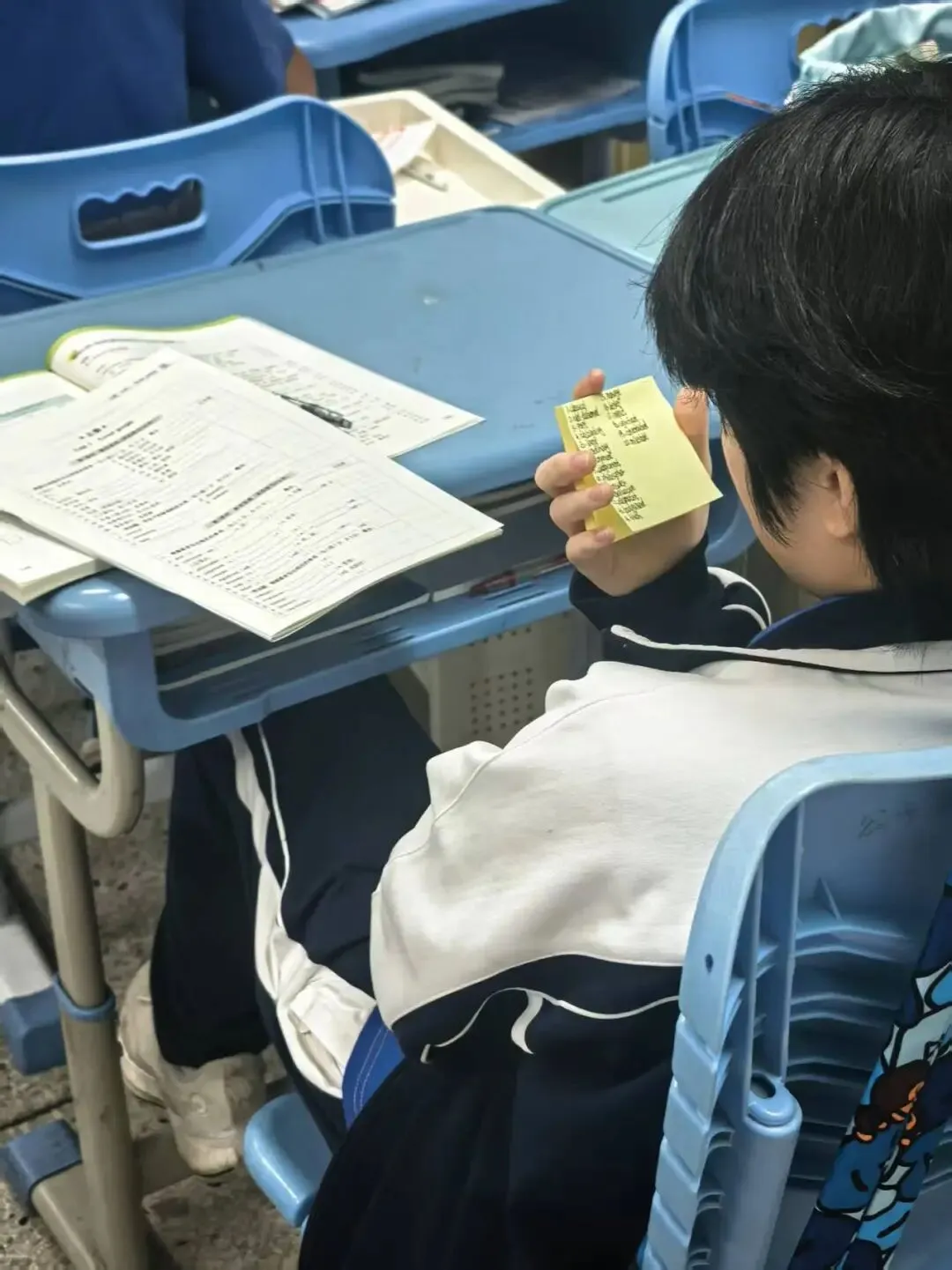 初三少年,步履不停|910班成长记(一)-第48张图片-四季读书网