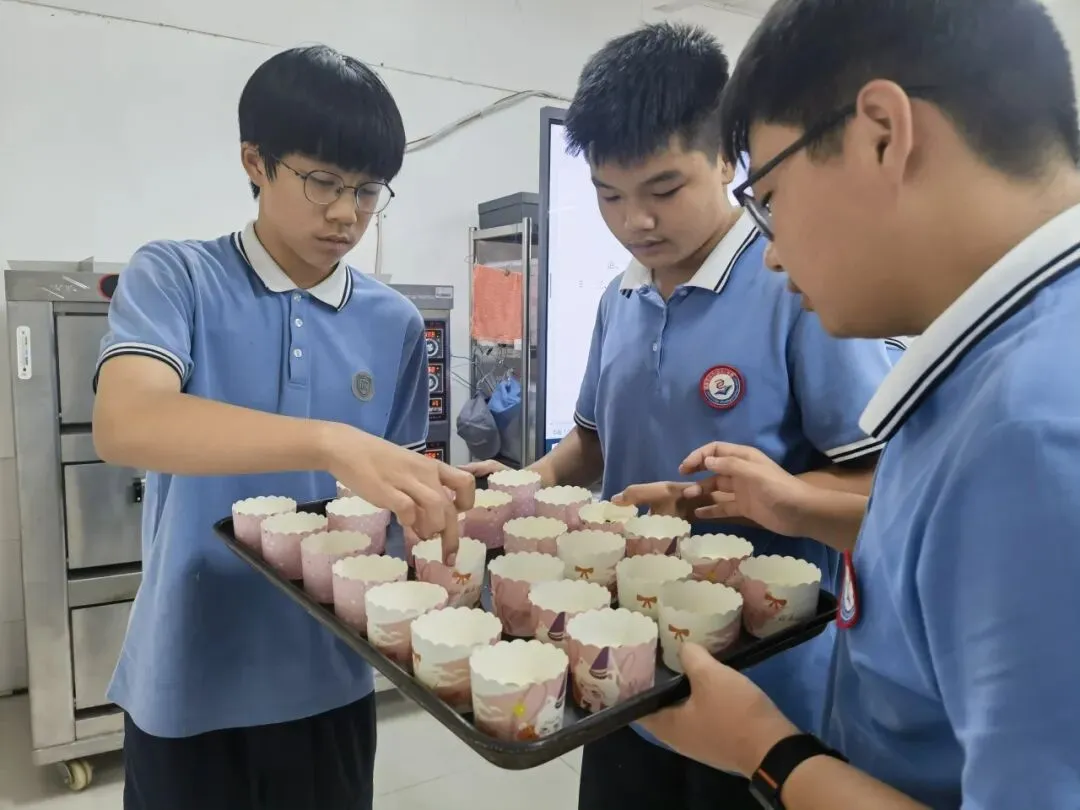 镇海区庄市(逸夫)学校初三学员三天两夜实践之行-第49张图片-四季读书网 镇海区庄市(逸夫)学校初三学员三天两夜实践之行-第49张图片-四季读书网