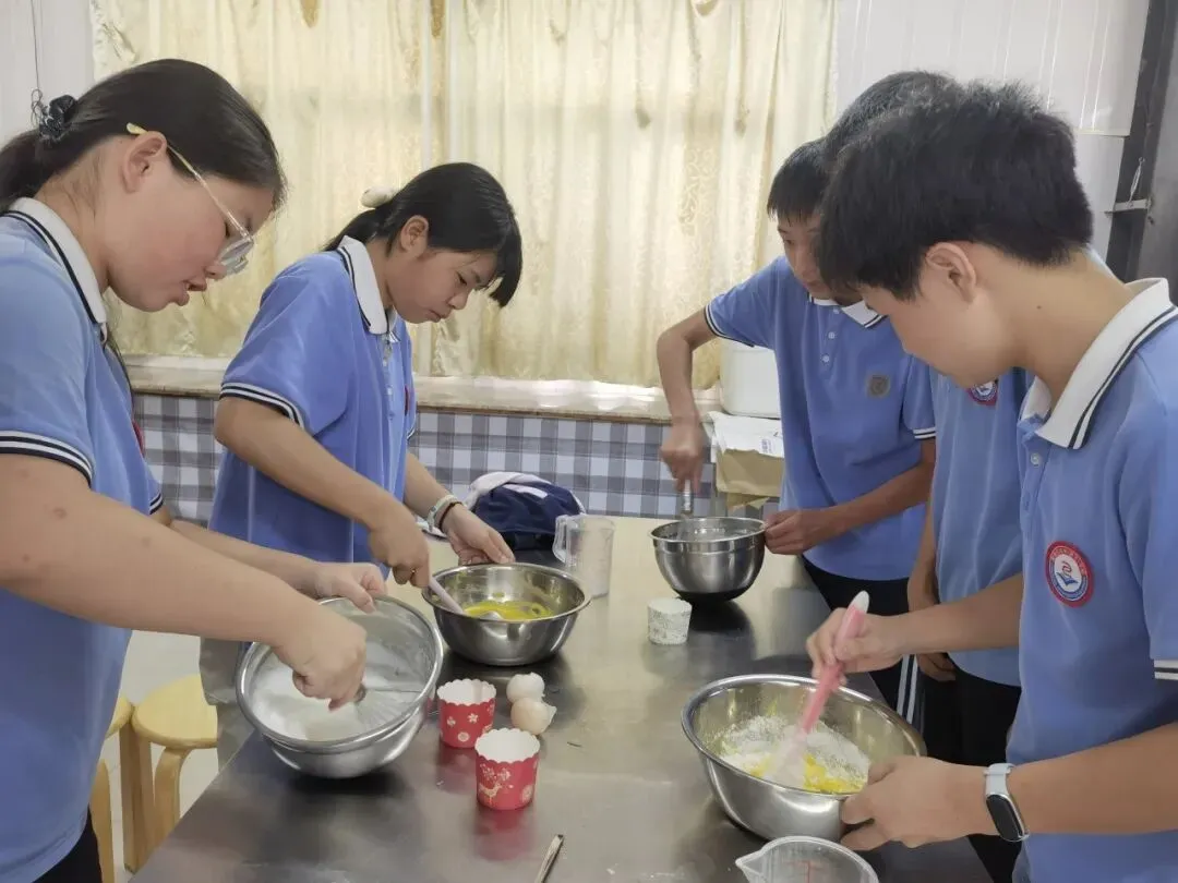 镇海区庄市(逸夫)学校初三学员三天两夜实践之行-第57张图片-四季读书网 镇海区庄市(逸夫)学校初三学员三天两夜实践之行-第57张图片-四季读书网