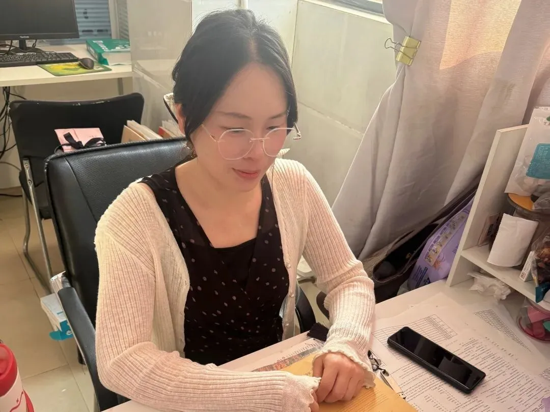 三尺讲台 “英”你精彩 | 初三英语组教师风采-第3张图片-四季读书网