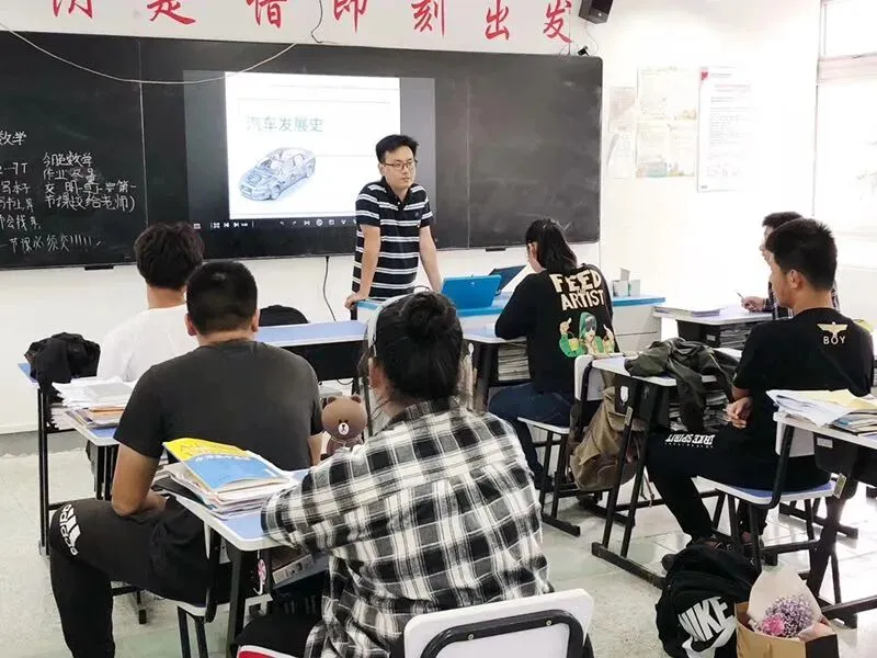 融通国际 | 中考升学新选择——多语种教学创复合型人才-第20张图片-四季读书网