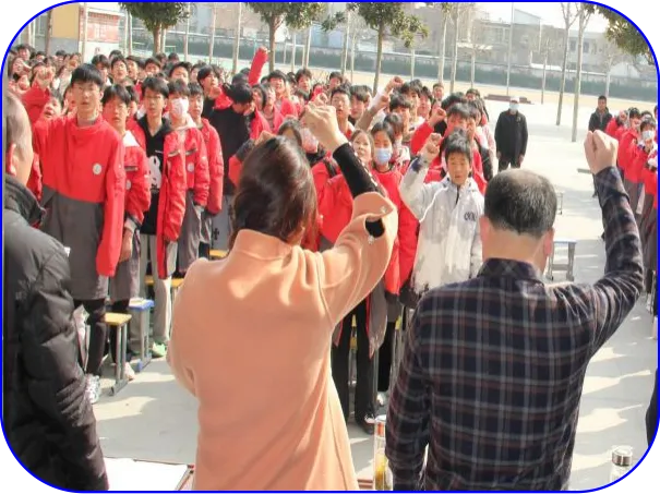 坟台镇中心学校:中考百日誓师大会-第18张图片-四季读书网