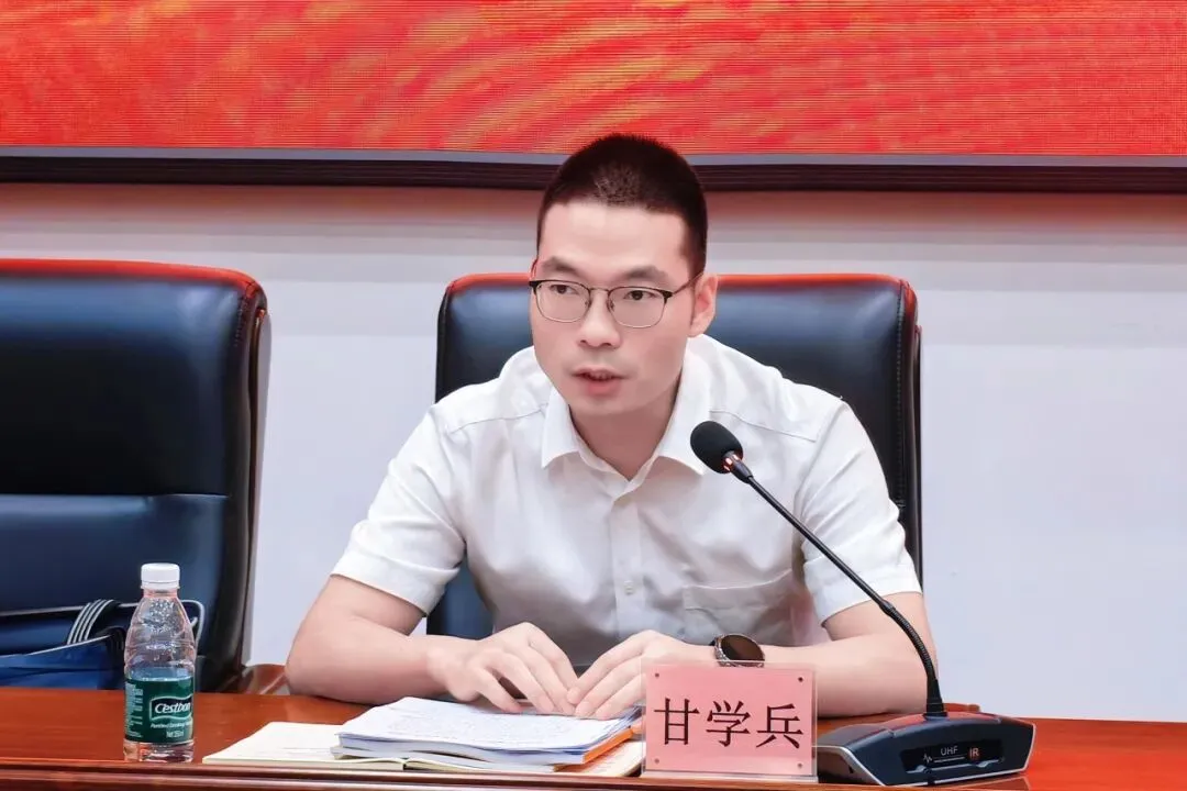 凝心聚力备战高考 拼搏进取勇创佳绩——江油外国语学校(高中部)召开2024级高三工作会-第41张图片-四季读书网