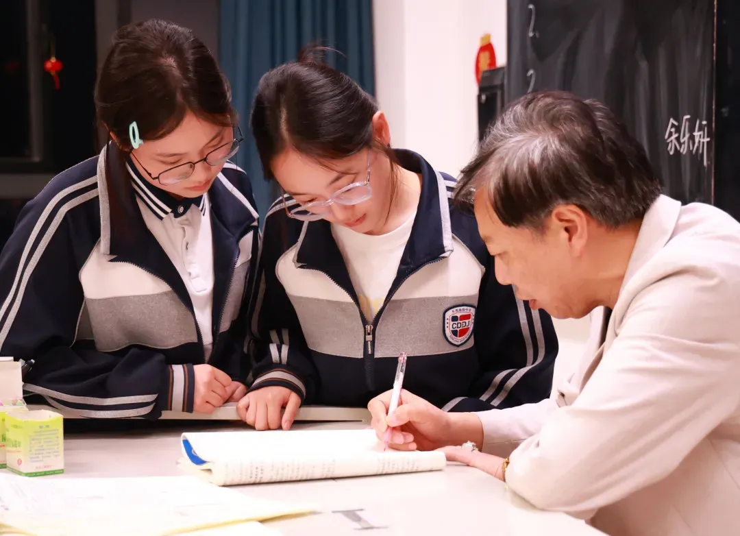 成都高考复读学校|成都龙泉驿区东竞高中2027复读班招生简章!-第49张图片-四季读书网