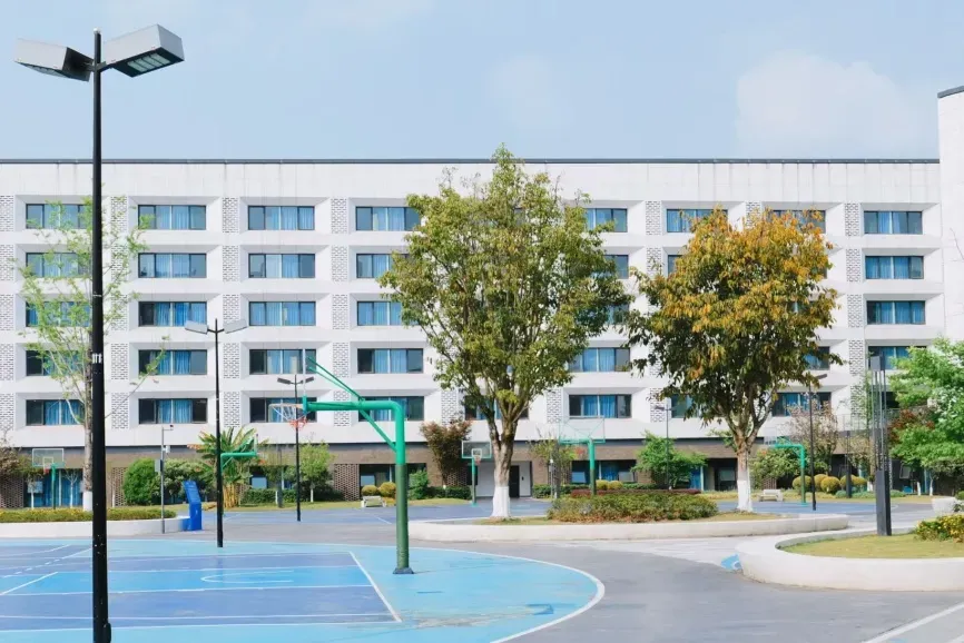 成都高三复读学校|成都天立旗舰校高考复学班2026年招生简章!-第20张图片-四季读书网