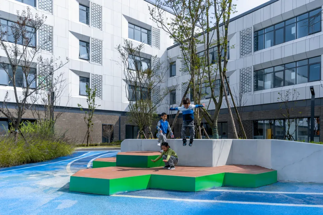 成都高三复读学校|成都天立旗舰校高考复学班2026年招生简章!-第25张图片-四季读书网
