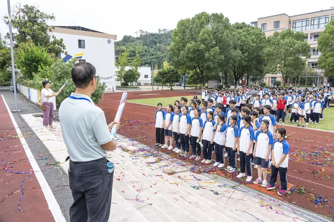 长征淬火砺锋芒,研途铸剑赢中考 | 马山中学毕业季研学纪实-第10张图片-四季读书网 长征淬火砺锋芒,研途铸剑赢中考 | 马山中学毕业季研学纪实-第10张图片-四季读书网