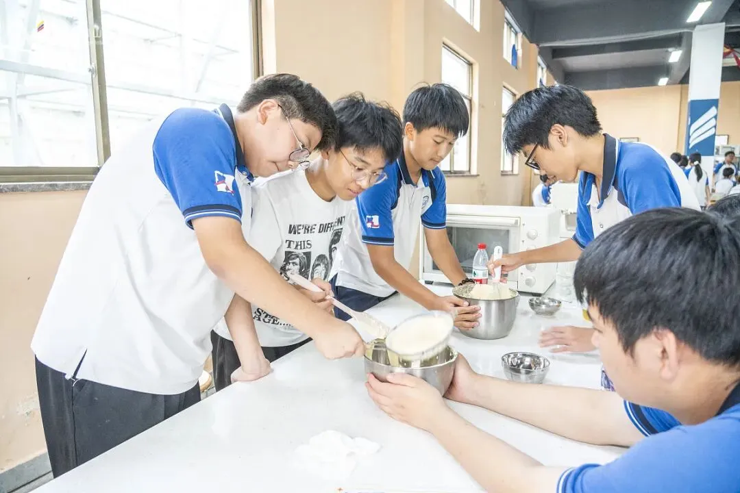 长征淬火砺锋芒,研途铸剑赢中考 | 马山中学毕业季研学纪实-第22张图片-四季读书网 长征淬火砺锋芒,研途铸剑赢中考 | 马山中学毕业季研学纪实-第22张图片-四季读书网
