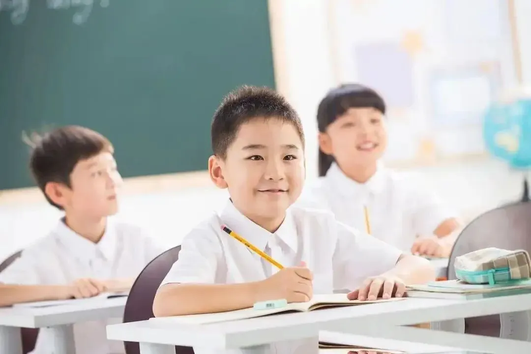 15年后高考或将变容易?人口曲线背后,藏着一代人的选择题-第3张图片-四季读书网