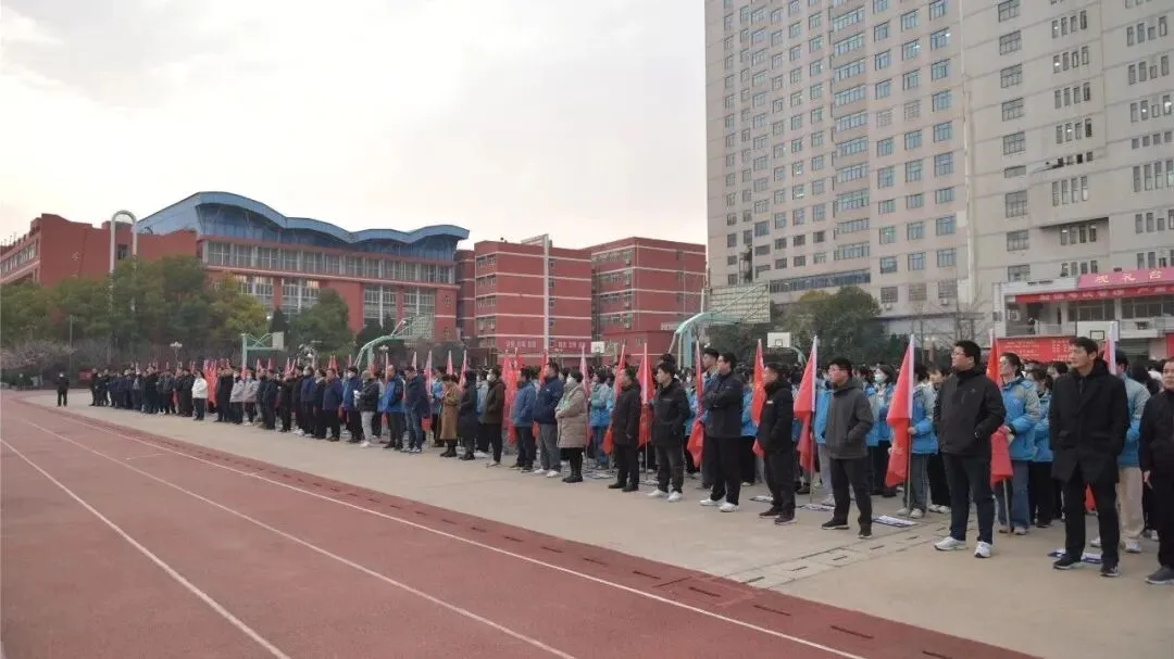 太和一中举行2023届高考百日冲刺誓师大会-第4张图片-四季读书网 太和一中举行2023届高考百日冲刺誓师大会-第4张图片-四季读书网