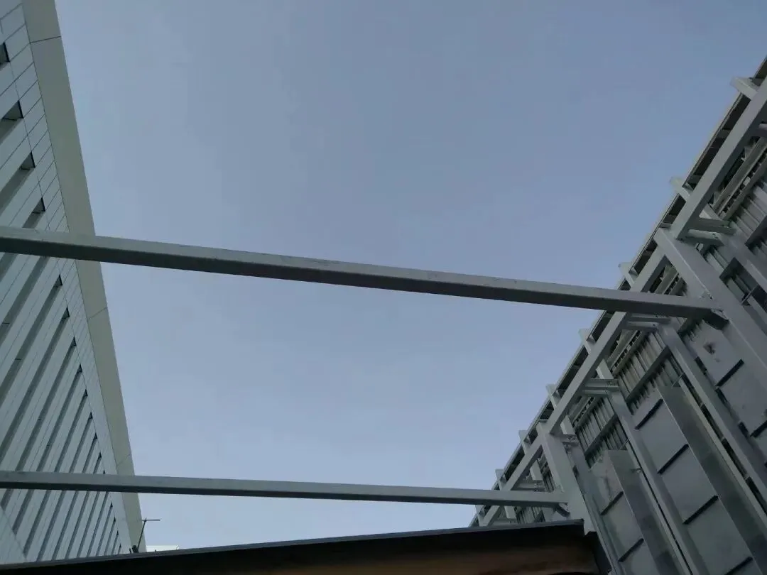 疫情那年为攒钱来终南山隐居,大年初二来北京打零工正值淡季,每天扛塑料管、背渣土,我的生活富含9个智慧与禅理,专治精神内耗-第77张图片-四季读书网