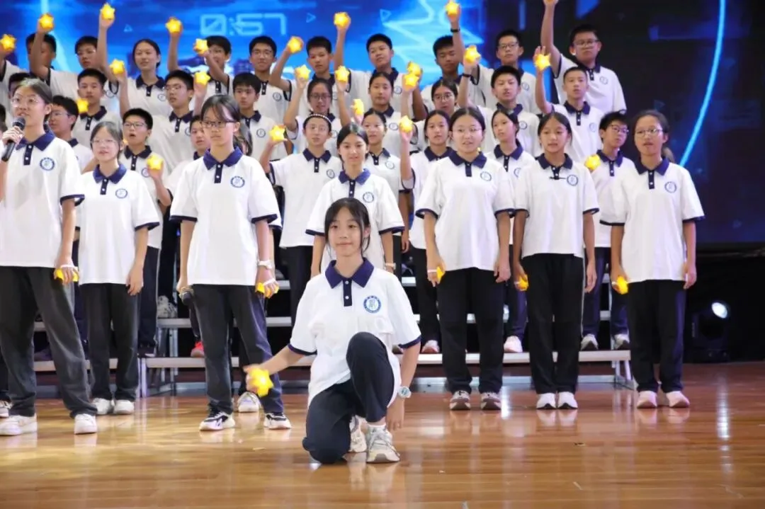 龙狮少年歌飞扬,9班同心绽光彩—记纪雅初二班歌比赛-第30张图片-四季读书网 龙狮少年歌飞扬,9班同心绽光彩—记纪雅初二班歌比赛-第30张图片-四季读书网