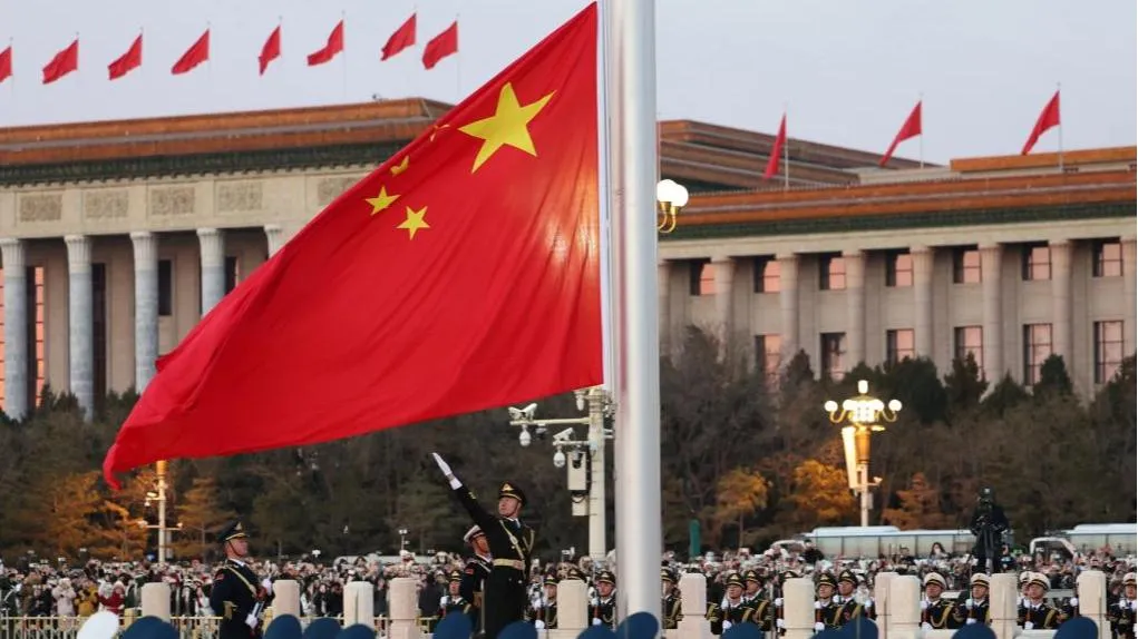 国庆特辑|吃透阅兵主题英语真题,积累高分写作素材-第1张图片-四季读书网