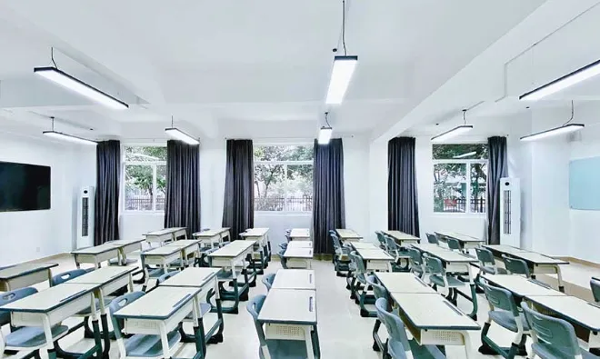 成都新学高考培训 | 高三全日制全托班,高考冲刺班 | 全封闭管理-第4张图片-四季读书网