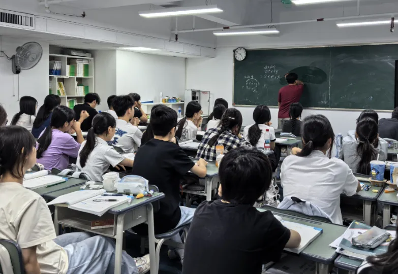 【复习资料】广东高职高考数学一定要掌握的50个基本公式-第11张图片-四季读书网 【复习资料】广东高职高考数学一定要掌握的50个基本公式-第11张图片-四季读书网