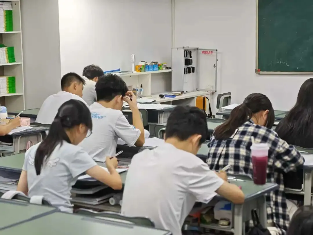 【复习资料】广东高职高考数学一定要掌握的50个基本公式-第14张图片-四季读书网 【复习资料】广东高职高考数学一定要掌握的50个基本公式-第14张图片-四季读书网