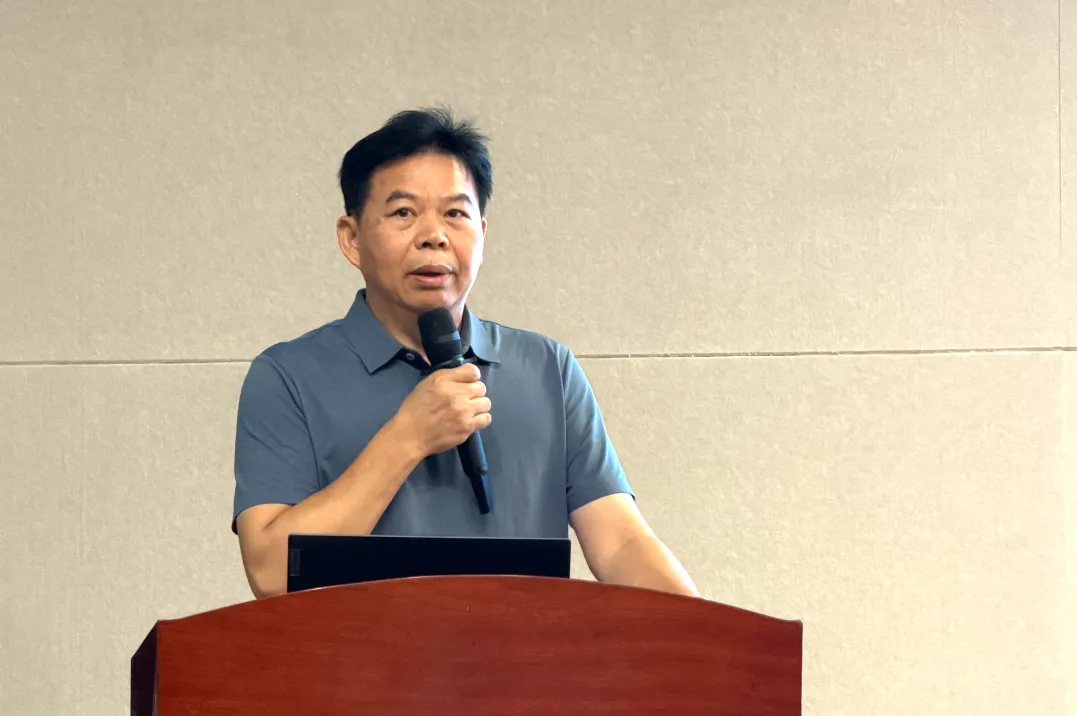 解析新高考,共研思维型课堂——惠州市学教同行联盟2026年新解析及思维型课堂研讨活动圆满结束-第74张图片-四季读书网