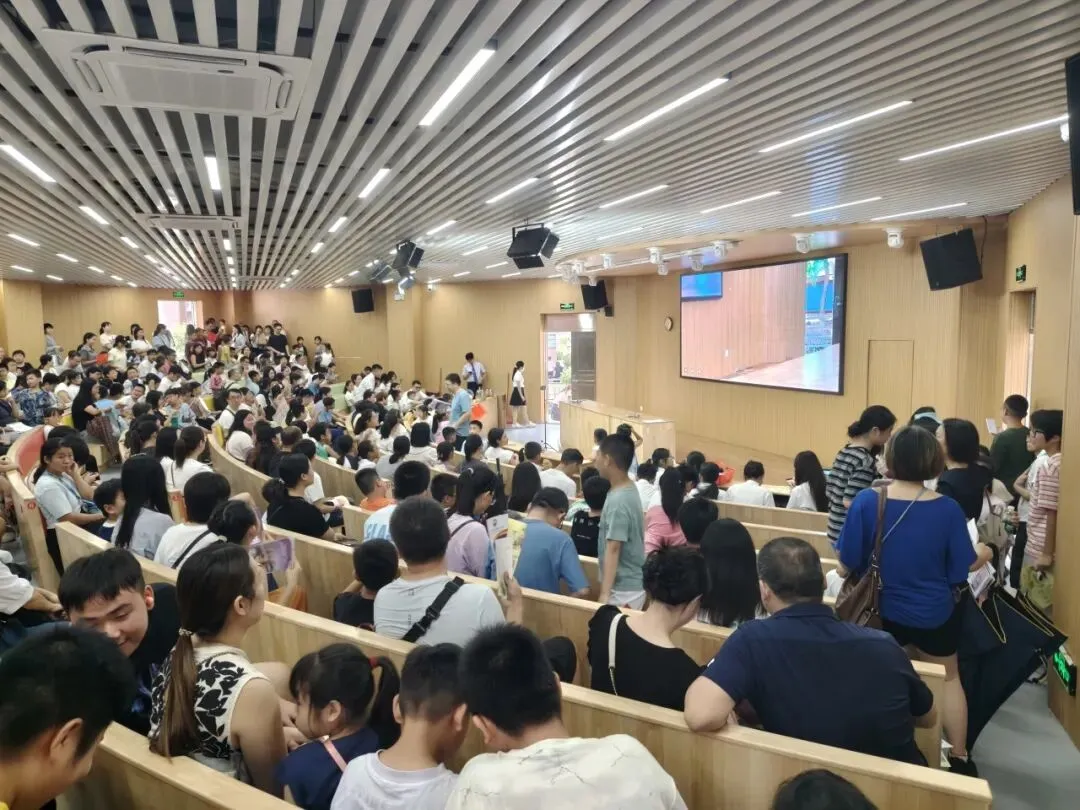 【开平金山】两年江门中考排名第三!该校开放日透露了哪些重要资讯→-第5张图片-四季读书网