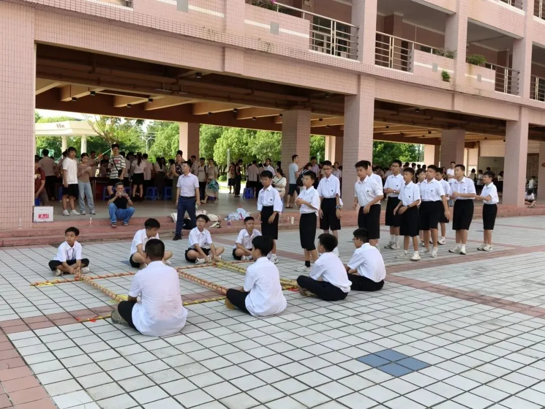 【开平金山】两年江门中考排名第三!该校开放日透露了哪些重要资讯→-第34张图片-四季读书网