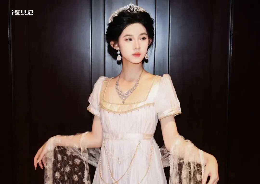 之江绝美校花丨中考艺术面试全省前三,百万视频刷爆全校!清冷女神撞脸刘亦菲,神仙姐姐我太爱了~-第13张图片-四季读书网 之江绝美校花丨中考艺术面试全省前三,百万视频刷爆全校!清冷女神撞脸刘亦菲,神仙姐姐我太爱了~-第13张图片-四季读书网