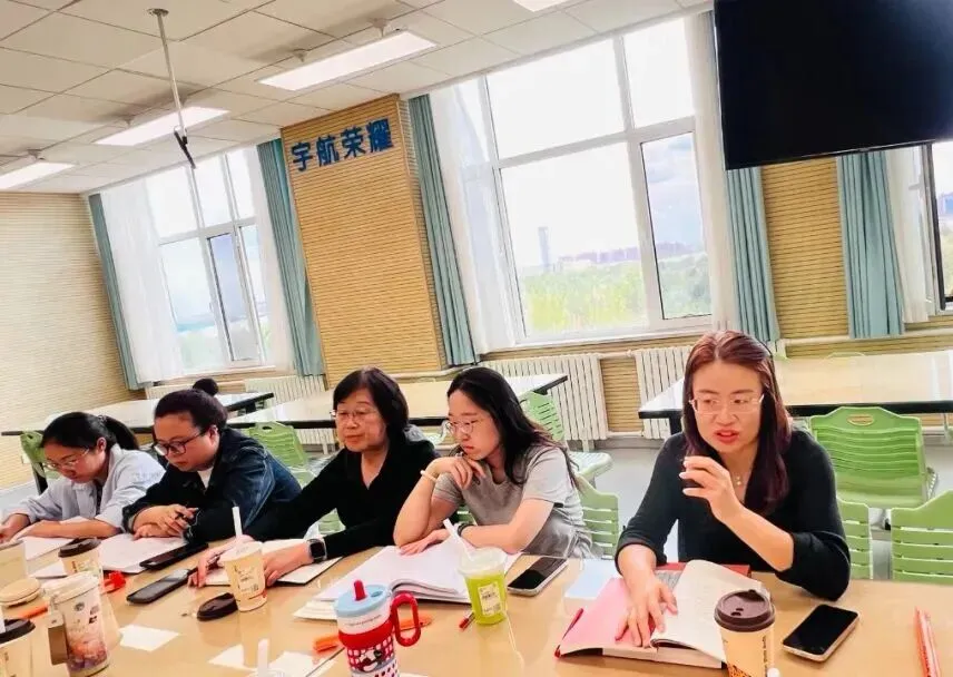 以学为中心 晒出好课堂——初三年级课改现场会系列教研活动-第8张图片-四季读书网 以学为中心 晒出好课堂——初三年级课改现场会系列教研活动-第8张图片-四季读书网