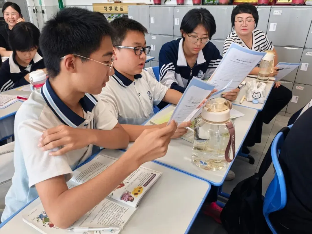 以学为中心 晒出好课堂——初三年级课改现场会系列教研活动-第16张图片-四季读书网 以学为中心 晒出好课堂——初三年级课改现场会系列教研活动-第16张图片-四季读书网