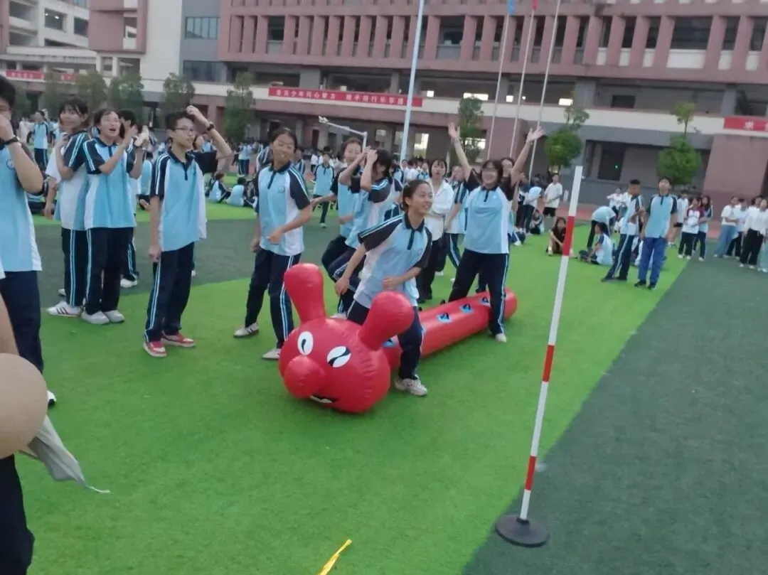【景炎2409班】燃情赛场,致敬初三青春-第85张图片-四季读书网