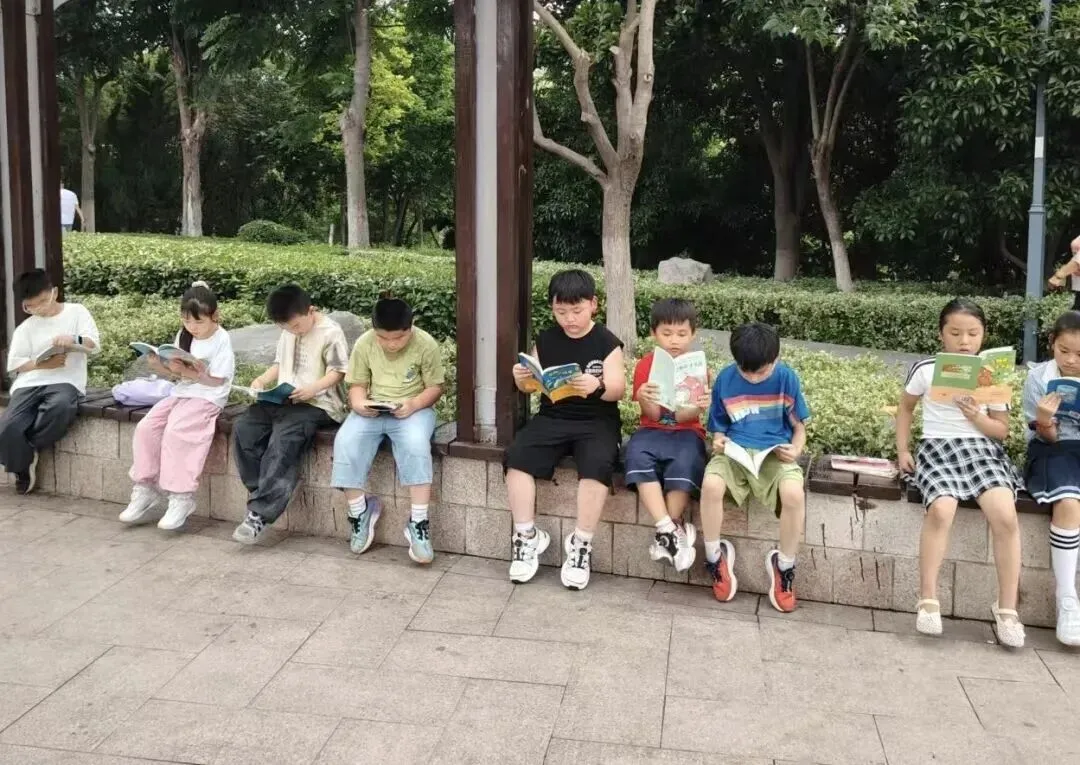 高考语文 144 分考生复盘:真正拉开语文差距的,藏在小学初中-第1张图片-四季读书网