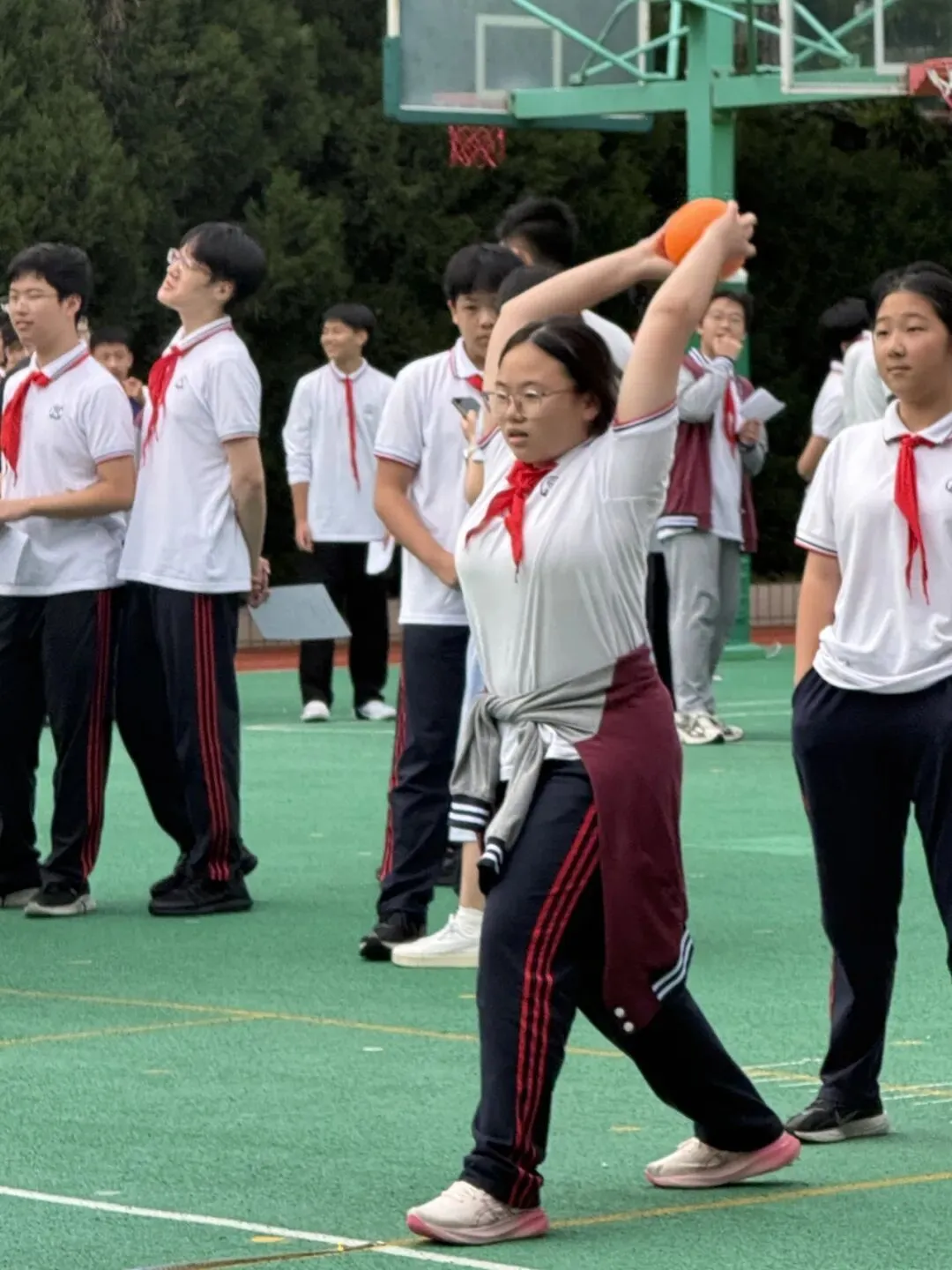 【初三年级乐动比赛日】哨声一响,初三操场热闹了-第28张图片-四季读书网 【初三年级乐动比赛日】哨声一响,初三操场热闹了-第28张图片-四季读书网