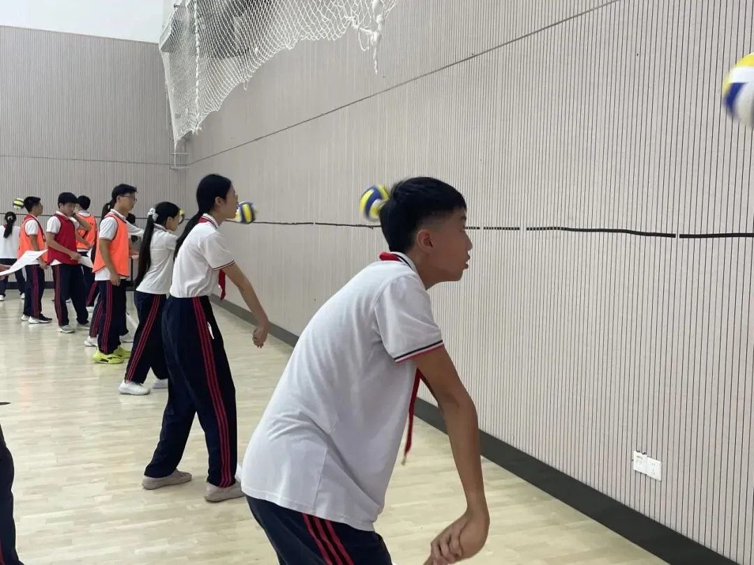 【初三年级乐动比赛日】哨声一响,初三操场热闹了-第38张图片-四季读书网 【初三年级乐动比赛日】哨声一响,初三操场热闹了-第38张图片-四季读书网