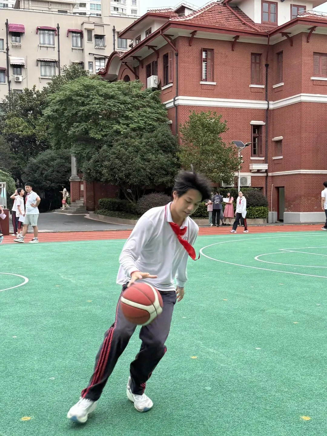 【初三年级乐动比赛日】哨声一响,初三操场热闹了-第44张图片-四季读书网 【初三年级乐动比赛日】哨声一响,初三操场热闹了-第44张图片-四季读书网