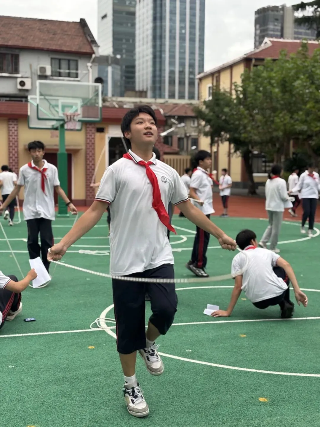 【初三年级乐动比赛日】哨声一响,初三操场热闹了-第50张图片-四季读书网 【初三年级乐动比赛日】哨声一响,初三操场热闹了-第50张图片-四季读书网