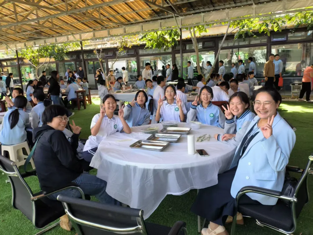 躬耕田野间 砺志少年行——桥梓中学初二年级兆丰小麦科创园研学纪实-第26张图片-四季读书网