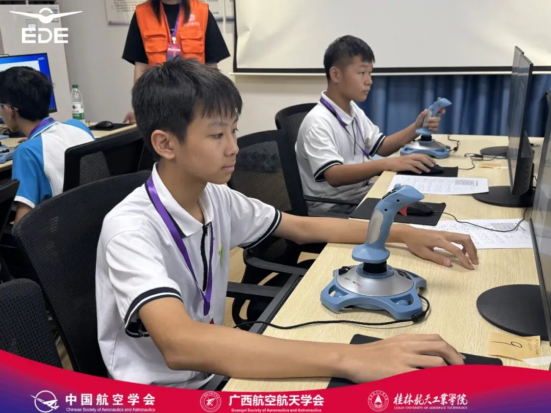 启德中学初二年级举办红歌合唱比赛-第16张图片-四季读书网