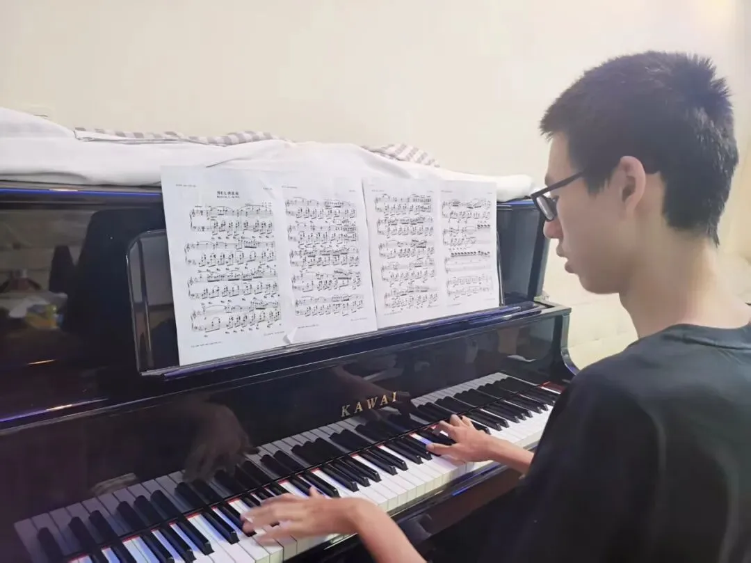 高考614 分清华学霸:不疯狂刷题!一次性讲透高中学习的 3 个核心关键-第9张图片-四季读书网 高考614 分清华学霸:不疯狂刷题!一次性讲透高中学习的 3 个核心关键-第9张图片-四季读书网