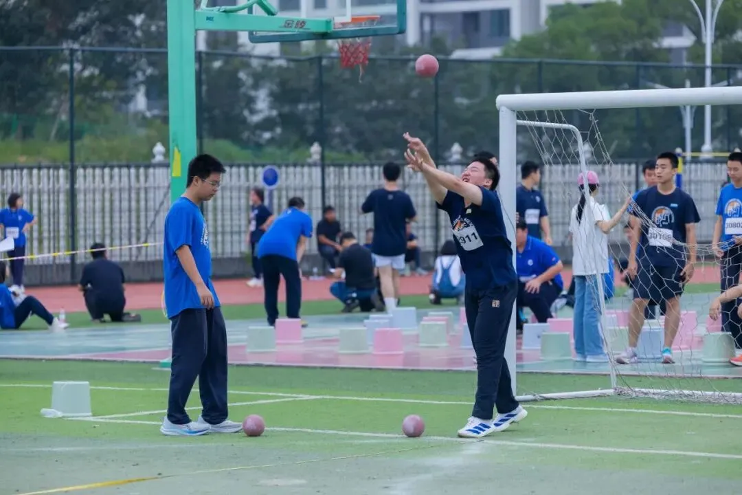 且趁长风起,少年竞锋芒 | 初三运动会精彩集锦-第17张图片-四季读书网 且趁长风起,少年竞锋芒 | 初三运动会精彩集锦-第17张图片-四季读书网