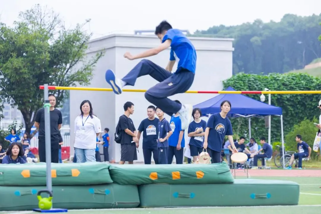 且趁长风起,少年竞锋芒 | 初三运动会精彩集锦-第19张图片-四季读书网 且趁长风起,少年竞锋芒 | 初三运动会精彩集锦-第19张图片-四季读书网