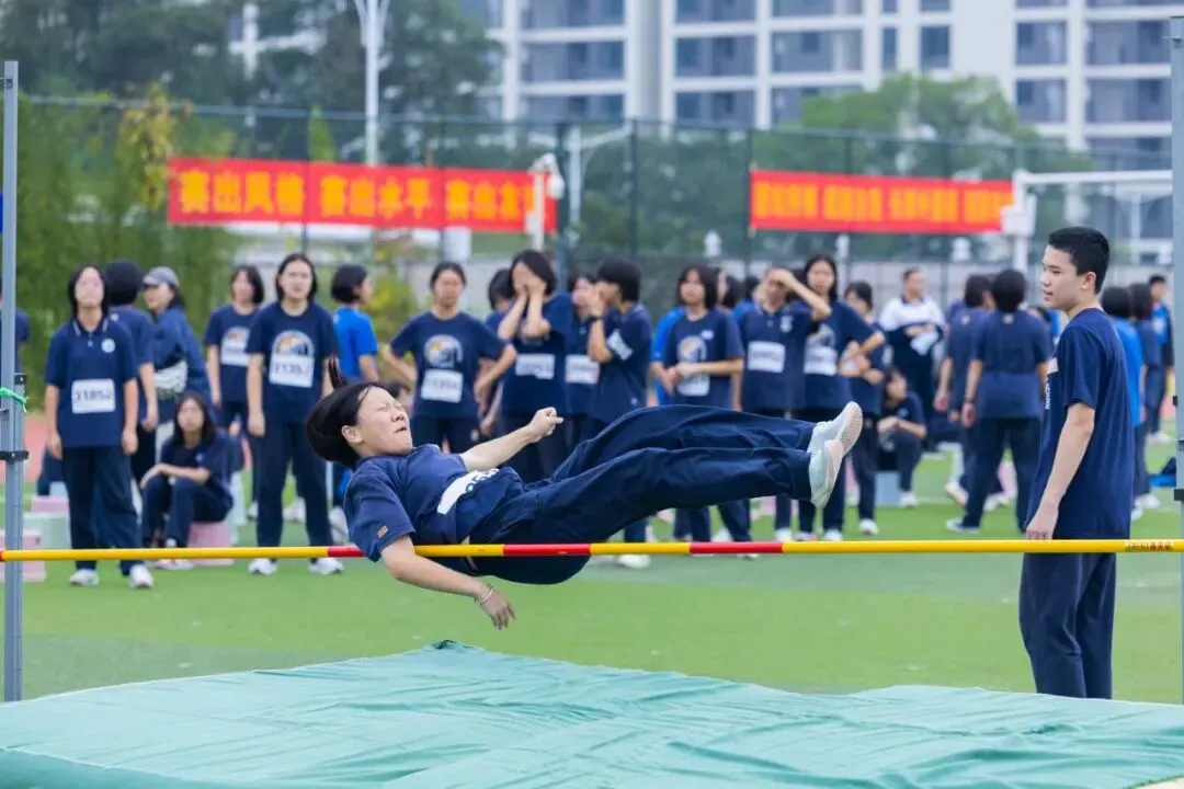 且趁长风起,少年竞锋芒 | 初三运动会精彩集锦-第23张图片-四季读书网 且趁长风起,少年竞锋芒 | 初三运动会精彩集锦-第23张图片-四季读书网