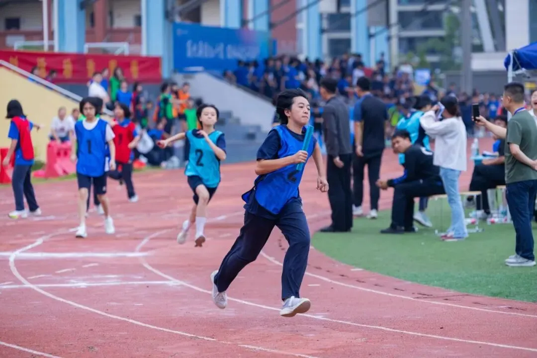 且趁长风起,少年竞锋芒 | 初三运动会精彩集锦-第39张图片-四季读书网 且趁长风起,少年竞锋芒 | 初三运动会精彩集锦-第39张图片-四季读书网