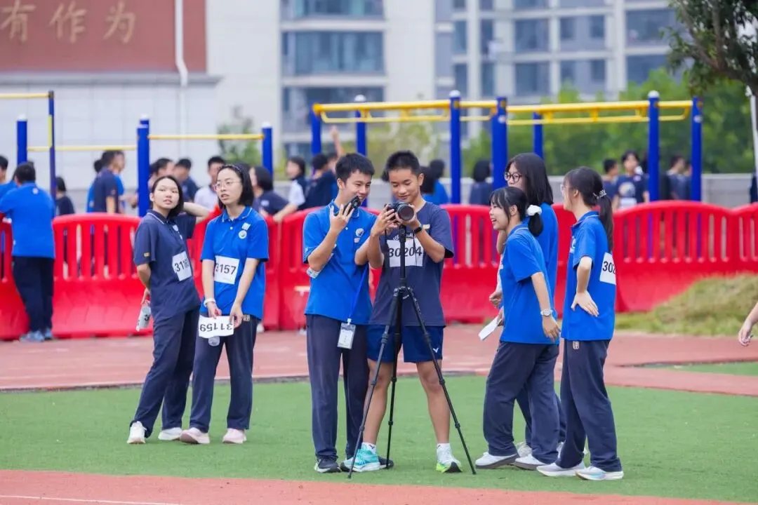 且趁长风起,少年竞锋芒 | 初三运动会精彩集锦-第63张图片-四季读书网 且趁长风起,少年竞锋芒 | 初三运动会精彩集锦-第63张图片-四季读书网