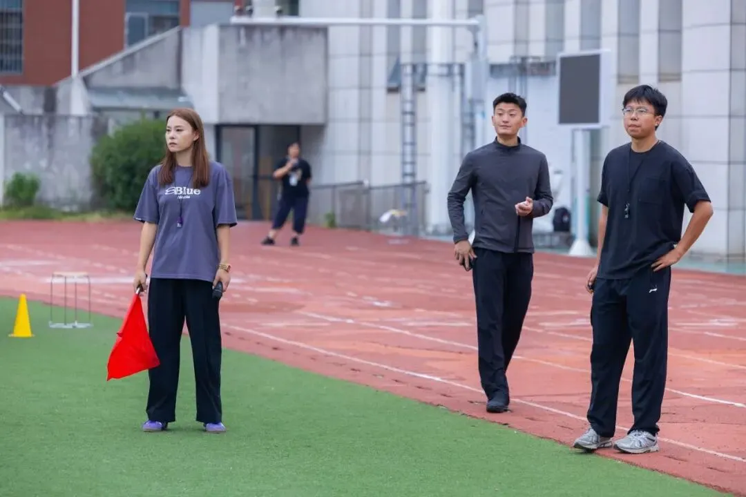 且趁长风起,少年竞锋芒 | 初三运动会精彩集锦-第80张图片-四季读书网 且趁长风起,少年竞锋芒 | 初三运动会精彩集锦-第80张图片-四季读书网